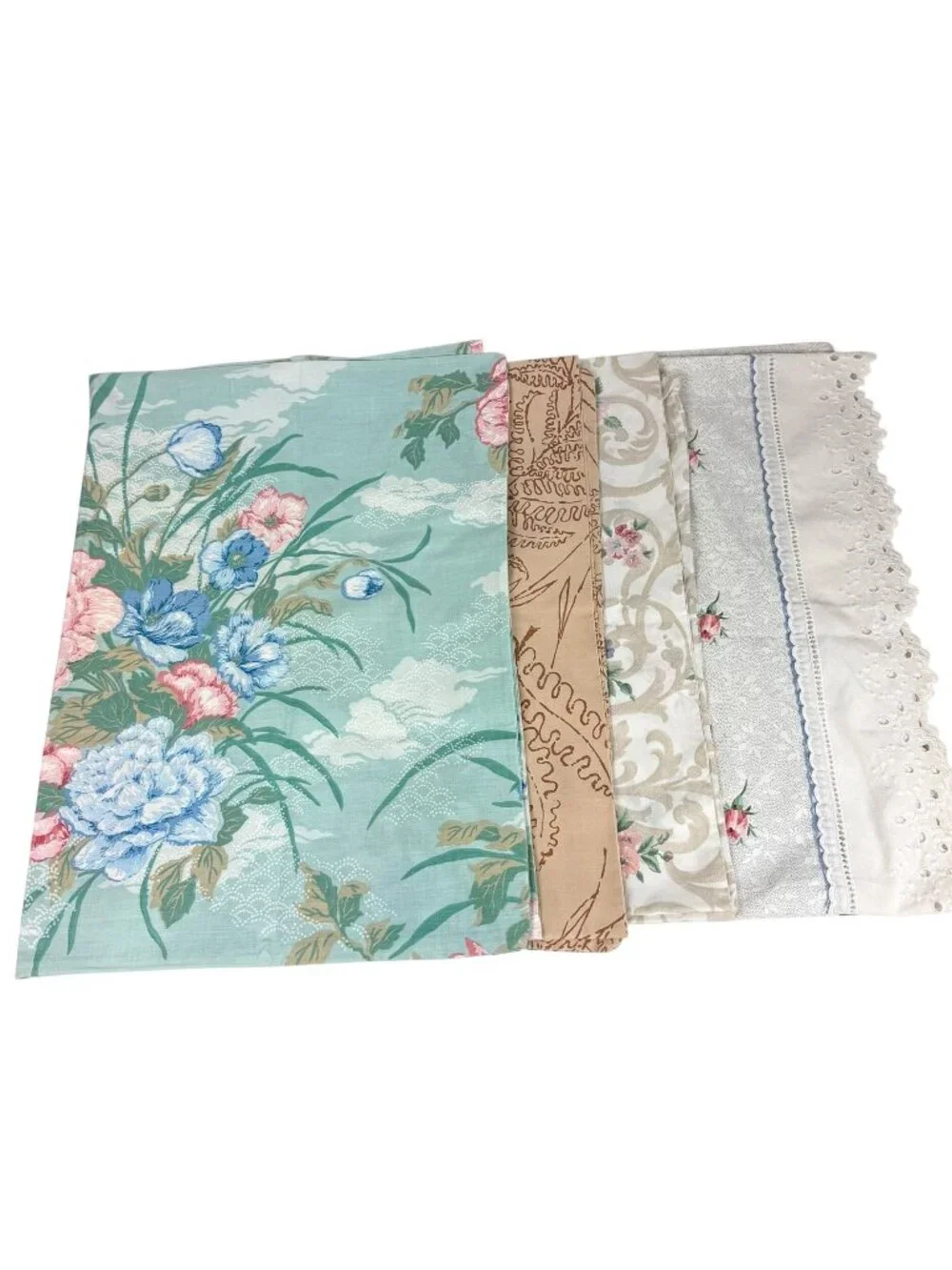 Vintage Lot Of 4 Standard Size Floral Pillowcases Cotton